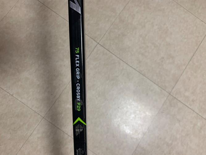 New CCM RibCor Pro 3 PMT RH 75 Flex P29 Hockey Stick