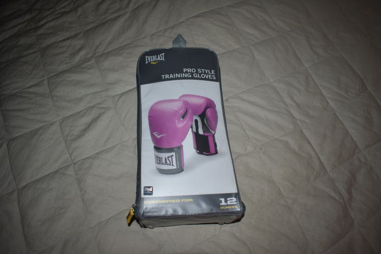 Everlast 12 Oz Pro Style Boxing Training Gloves, Pink - Like New!