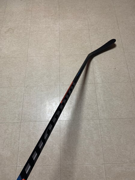 Used Warrior Covert QRE Pro T1 RH 75 Flex W03 Hockey Stick