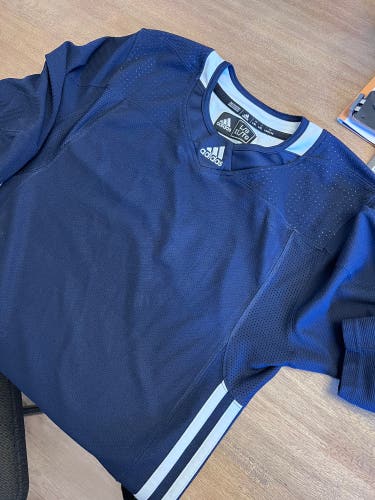 Adidas practice hockey jersey navy blue