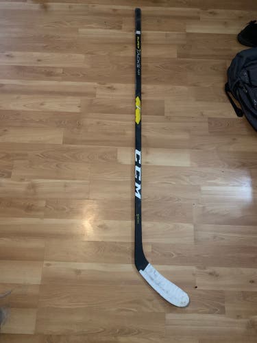 Senior Left Hand Toe Pattern Super Tacks AS1 Hockey Stick