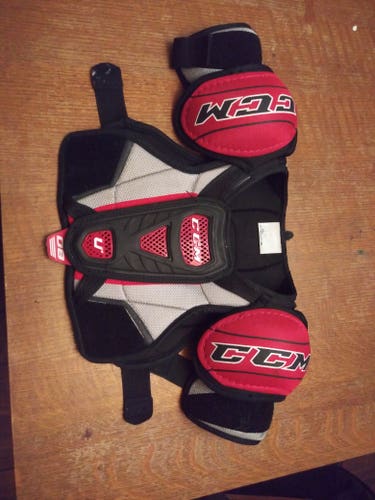 Used Junior Small CCM LT 8 Shoulder Pads