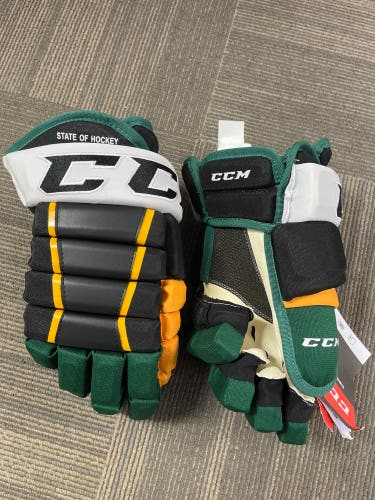 New Custom Minnesota State Of Hockey CCM 14" Tacks 4 Roll Pro Gloves