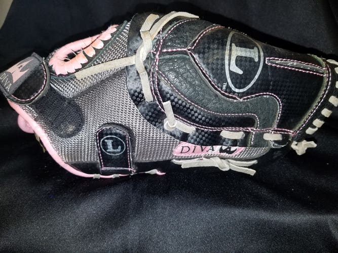 Used Louisville Slugger Right Hand Throw DV1200 Baseball Glove 12"