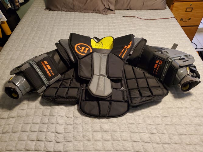 Used Warrior Ritual G2 Goalie Chest Protector Medium Body Small Arms