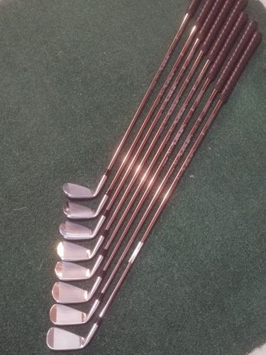 Used Men's Mizuno Right Handed MP-20 HMB 3-PW Iron Set UST Makita Recoil ESX 460 F3 Graphite shafts