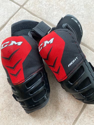 Used Small CCM QuickLite 230 Elbow Pads