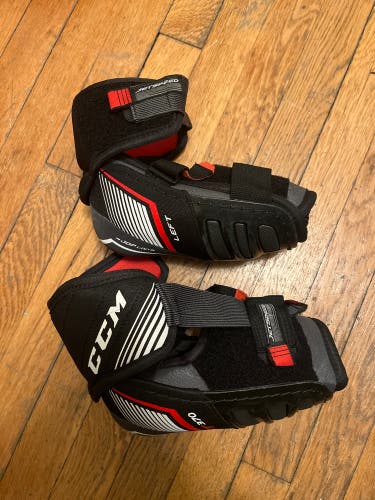 CCM elbow Pads