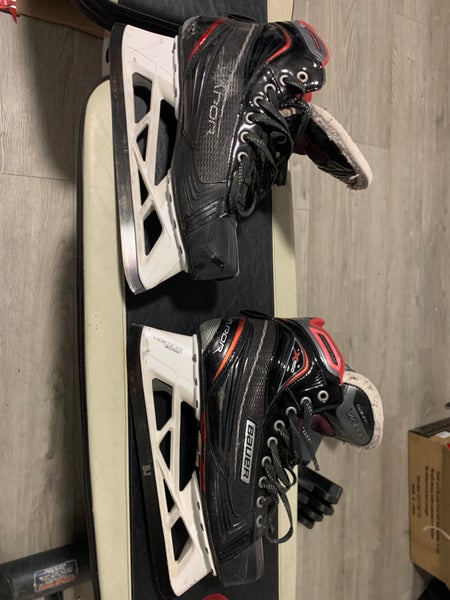 Senior Used Bauer vapor x900 Hockey Goalie Skates Regular Width Size 9.5