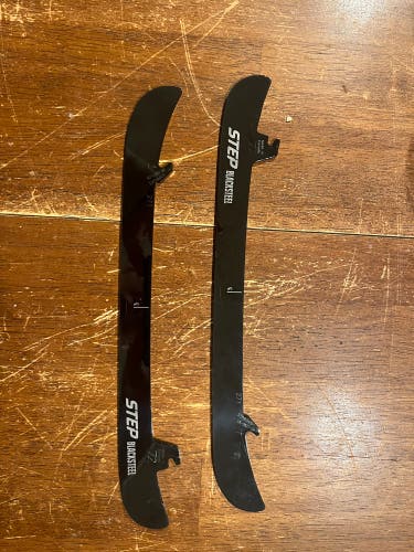 Like New CCM 271 mm Step Blacksteel