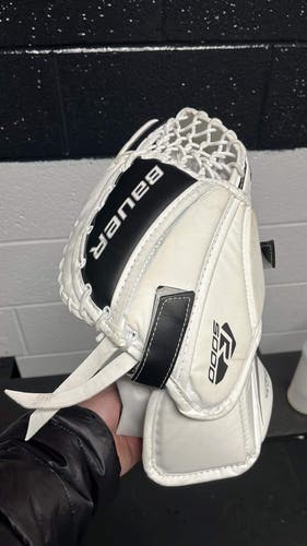 Used Bauer Reactor 5000 Jr Glove & Blocker Set