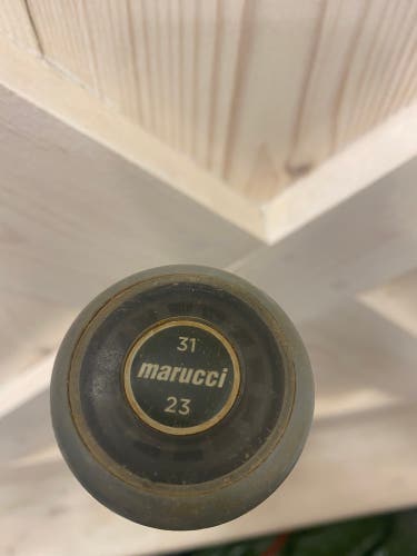 Used 2018 Composite (-8) 23 oz 31" CAT 6 Bat