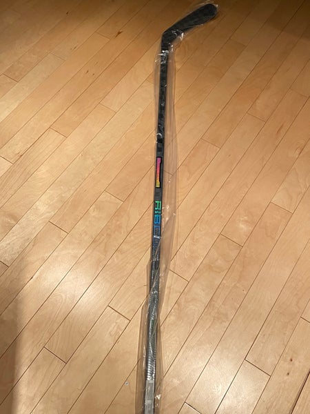 P29 75 Flex Right Senior Right Handed RibCor Trigger 6 Pro Hockey Stick
