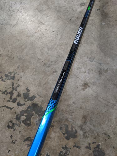 Two (2) New SR Bauer RH Nexus Geo Hockey Sticks Toe Pattern P28 77 Flex