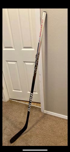 Used Right Handed Vapor Hyperlite Hockey Stick