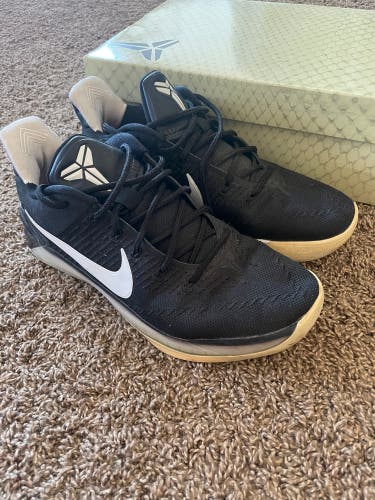 Used Size Men's 10.5 (W 11.5) Nike Kobe AD Shoes