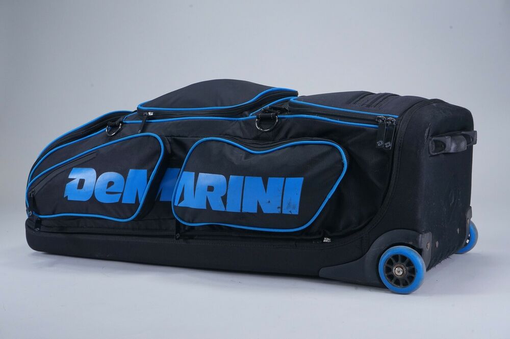 demarini duffle bag
