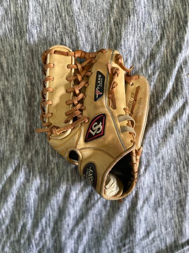 Louisville Slugger Pro Flare Trapeze Outfield Glove