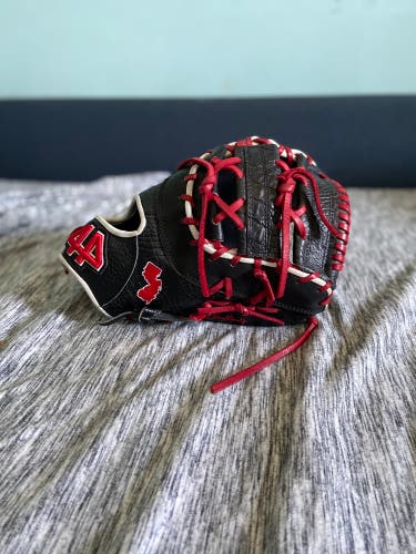 44 Pro Signature Series 1B Mitt Gatorskin