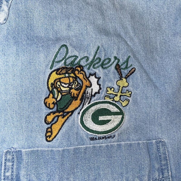 Vintage 1994 Green Bay Packers Denim Button Up Garfield Collared Shirt Size  M/L