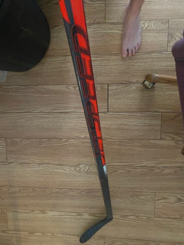 Senior Right Handed Toe Pattern Pro Stock Jetspeed Team Hockey Stick