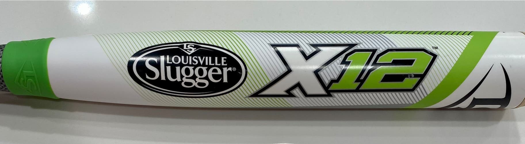 2015 EASTON X12 Bat Composite 31/19 (-12)