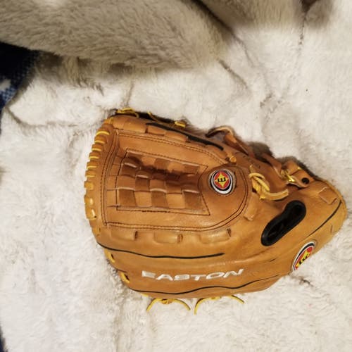 Used Easton Five Star Right Hand Throw Infield Baseball Glove 11.5"
