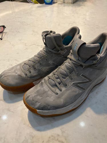 White Adult Size 10 (Women's 11) New Balance Shoes