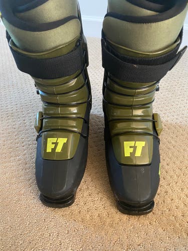 Full Tilt B&E Ski Boots 2015