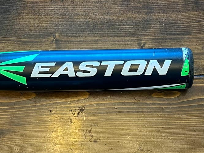 Mako Bat 28/17 -11 HOT BAT!! New Grip!! Rare size!! Hard to find!!