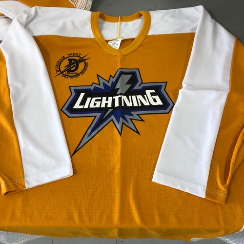 Durham West Lightning large #8 hockey jersey
