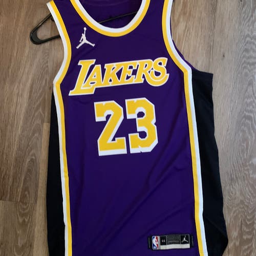 Size 44 Authentic Nike Lebron James Lakers #23 Statement Edition Jersey