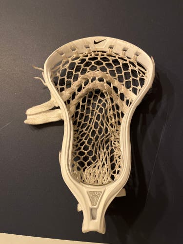 Used Attack & Midfield Strung Lakota Head