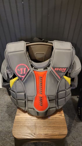 Used Large-XL Warrior Ritual G4 Goalie Chest Protector