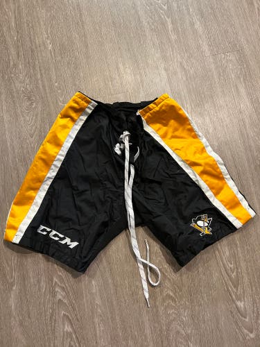 Pittsburgh Penguins CCM PP10 M Pro Stock Shell