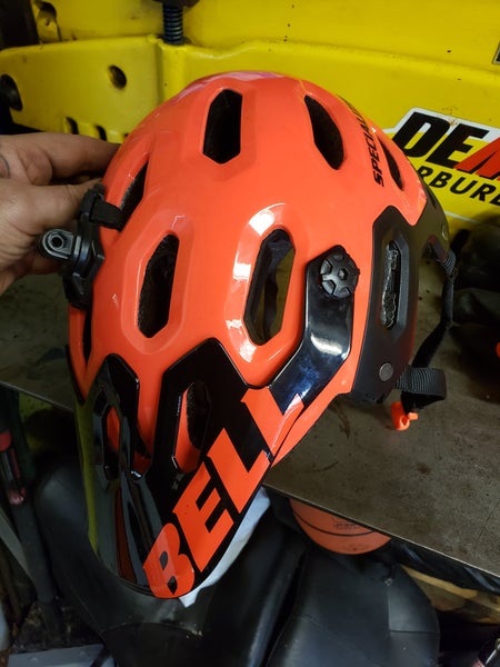 Bell Super 2 Cycle Bike helmet | SidelineSwap | Buy and Sell on SidelineSwap Bell Super 2 Cycle Bike helmet | SidelineSwap | Buy and Sell on SidelineSwap