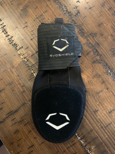 Used Senior EvoShield Wrist Guards Sliding mitt