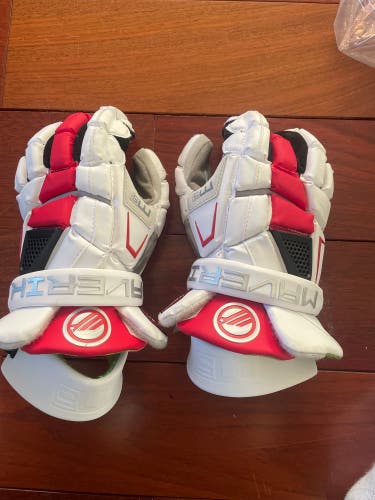 Brand new m5 lacrosse gloves