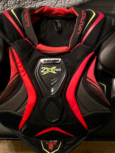 Bauer Vapor 2X Pro Shoulder Pads Sr. Medium