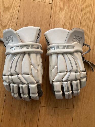 True Zerolyte Gloves 13”