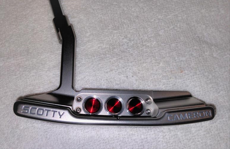Scotty Cameron Select Newport 2 Putter 33"