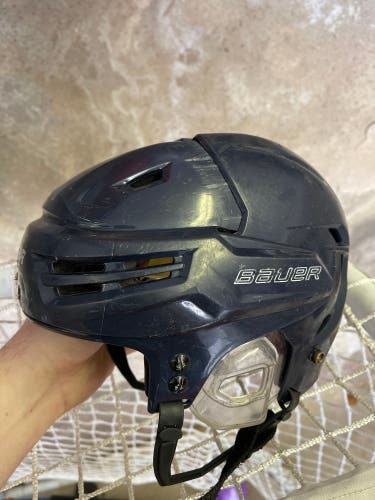 Used XS Bauer Re-Akt Helmet