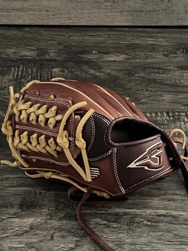 Goin Yard  11.25" Baseball Glove