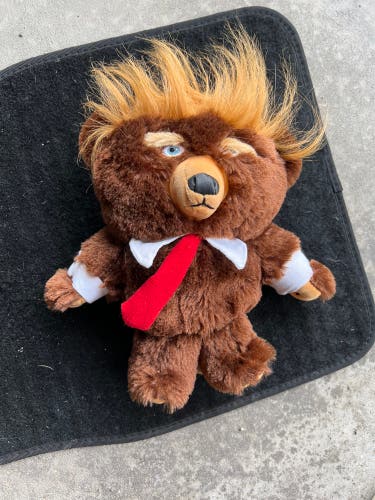 Used Trumpy Bear Driver Head Cover