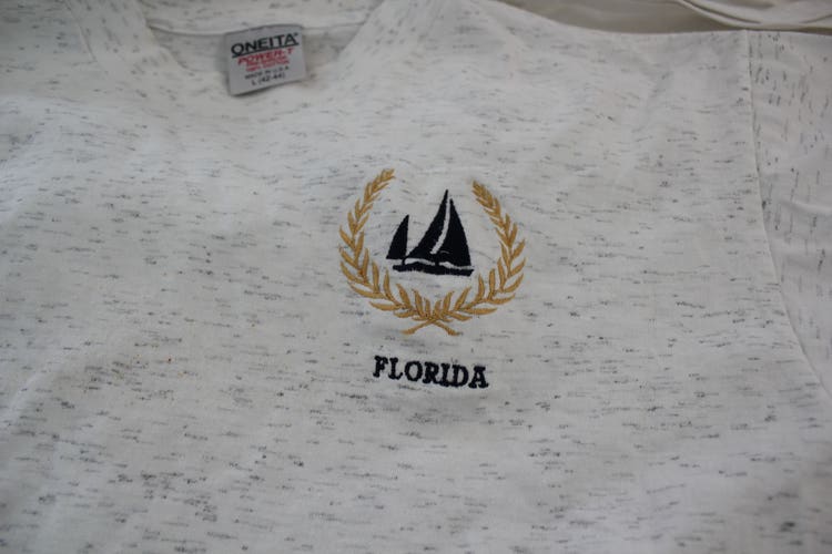 Florida sailing Gray Used Men's Adult Large Shirt
