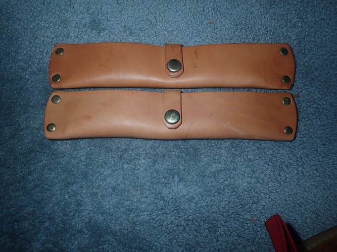 VINTAGE UNBRANDED LEATHER Figure/Hockey Blade Covers / 10.5" LONG