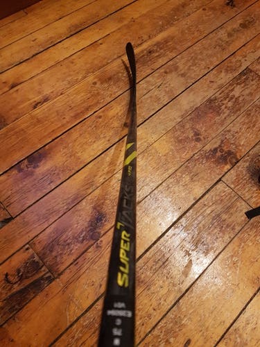 Right handed CCM Trigger 6 Pro Dressed as AS4 Pro RH 75 flex Laine Pro curve