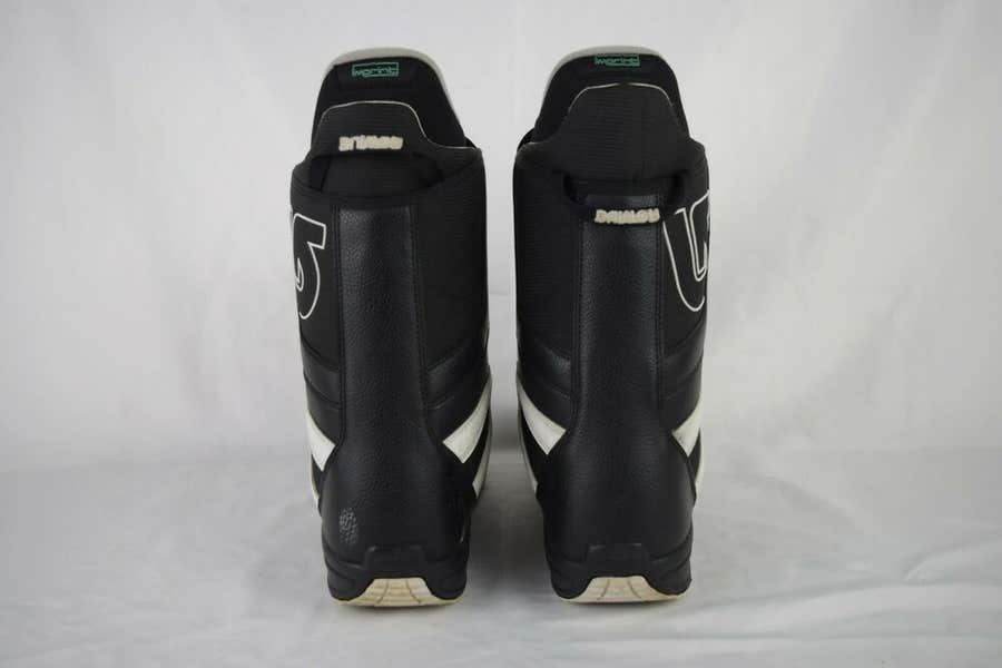 BURTON TRIBUTE SNOWBOARD BOOTS MEN SIZE 8 | SidelineSwap  display picture 1