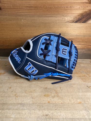 Wilson A2000 1786 11.5" Jan 22 Glove Of The Month
