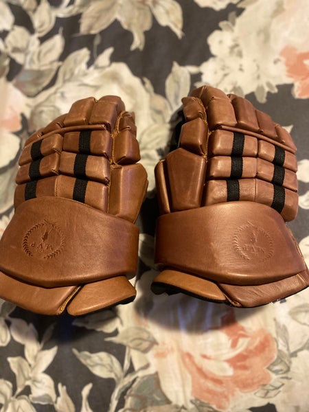 Modest Vintage Player 14" Leather Hockey Gloves